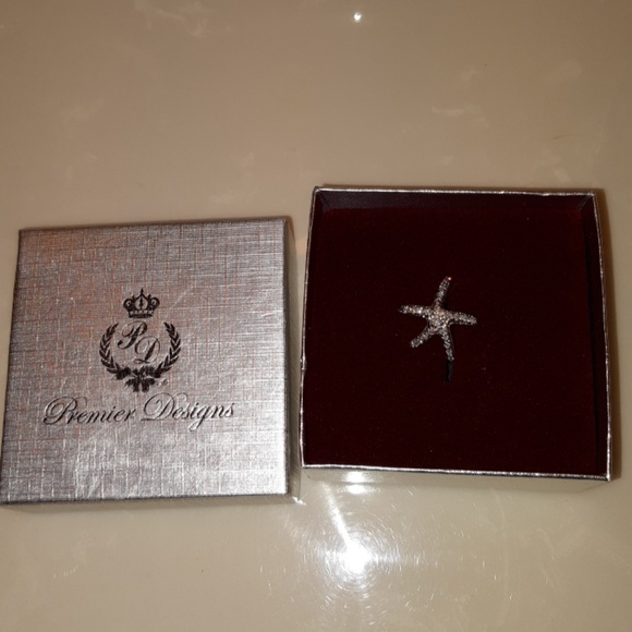 Premier Designs Jewelry - Premier Designs Sz 6 Starfish Ring
